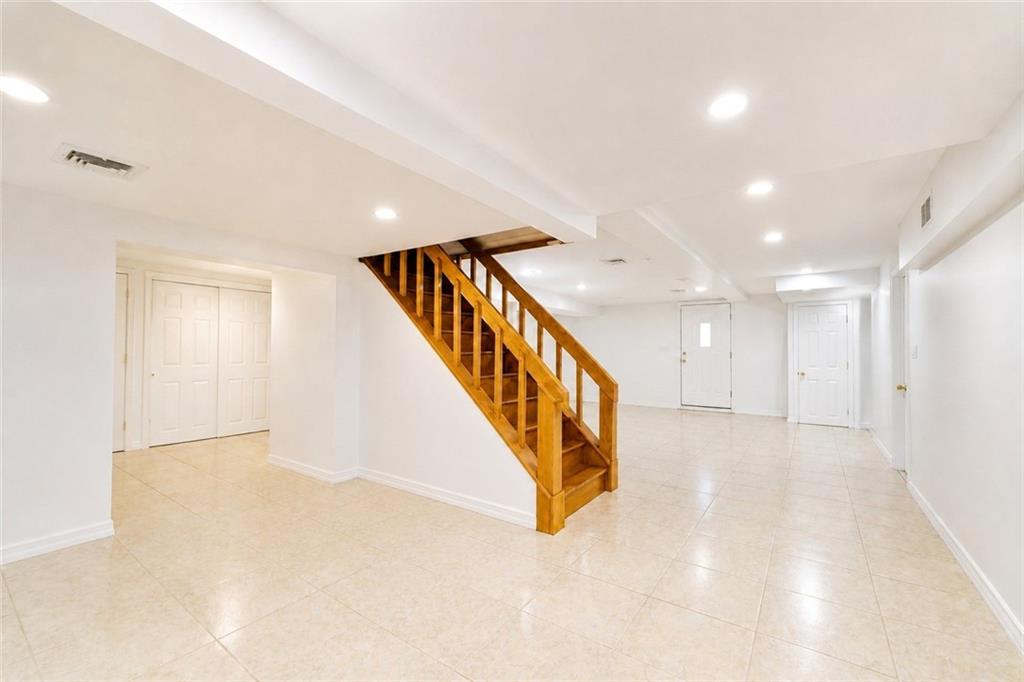 69 Elmhurst Avenue, Staten  Island, New York, 10301 image 29