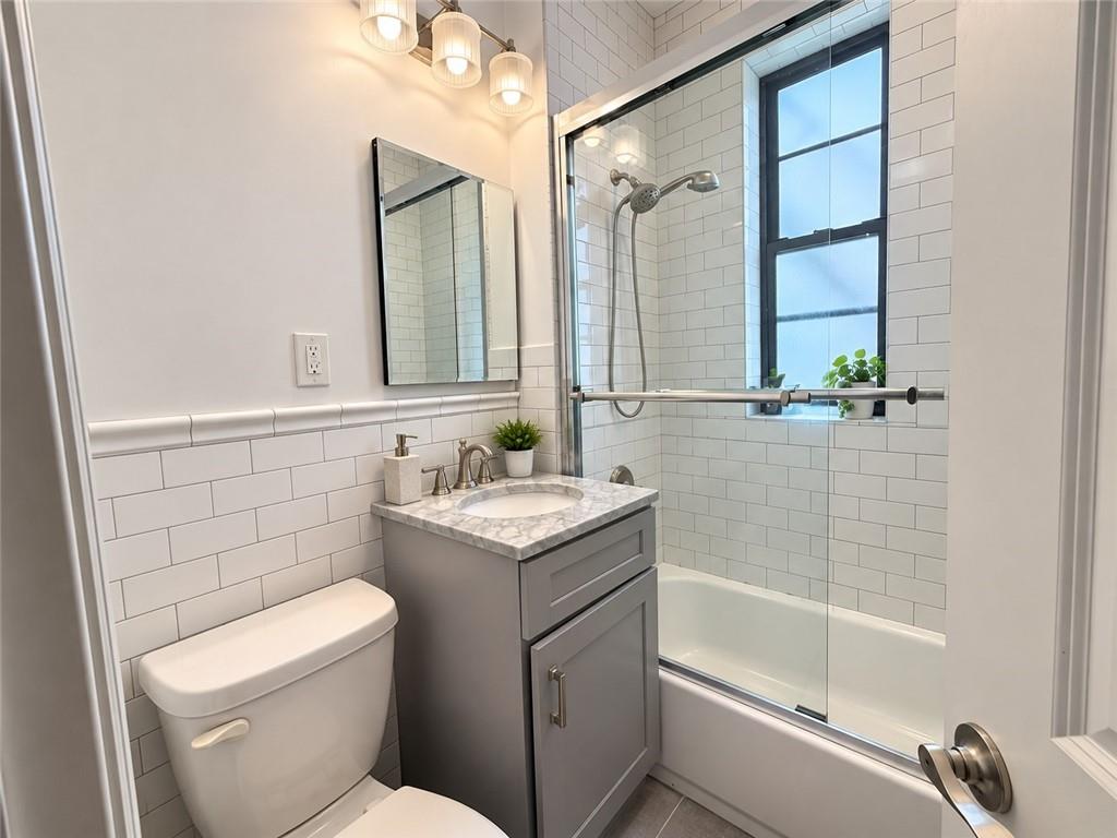 7002 Ridge Boulevard F6 Image 4
