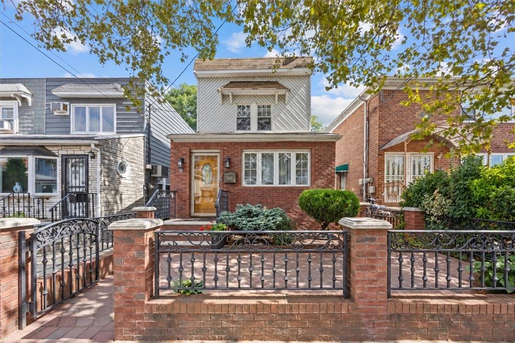 1515 East 55th Street Image 3