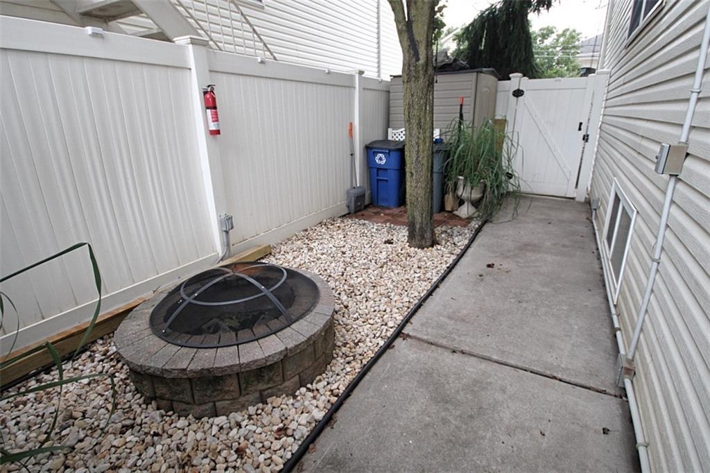 17 Samantha Lane, Staten  Island, New York, 10309 image 34