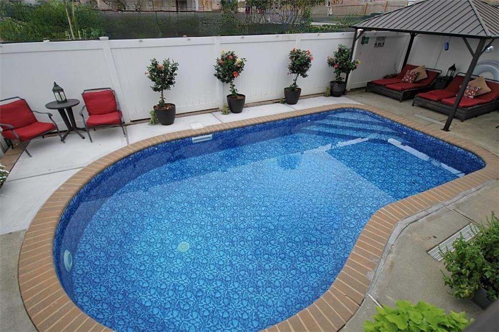 17 Samantha Lane, Staten  Island, New York, 10309 image 36
