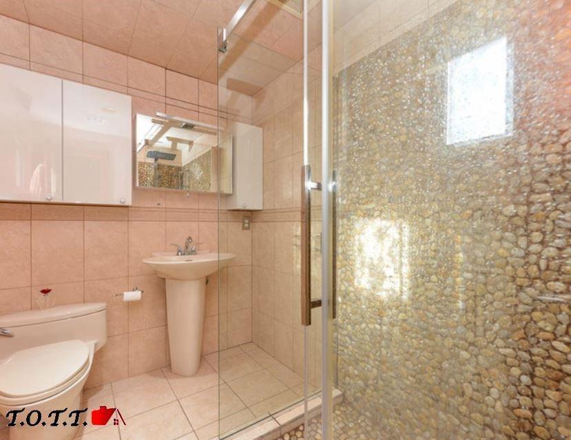 298 Whitman Drive, Brooklyn, New York, 11234 image 14