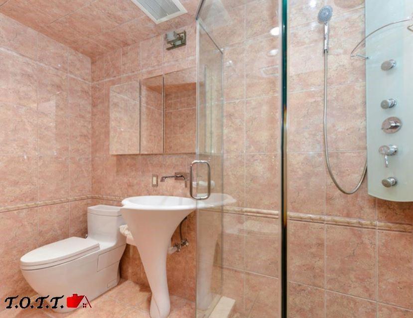 298 Whitman Drive Image 4