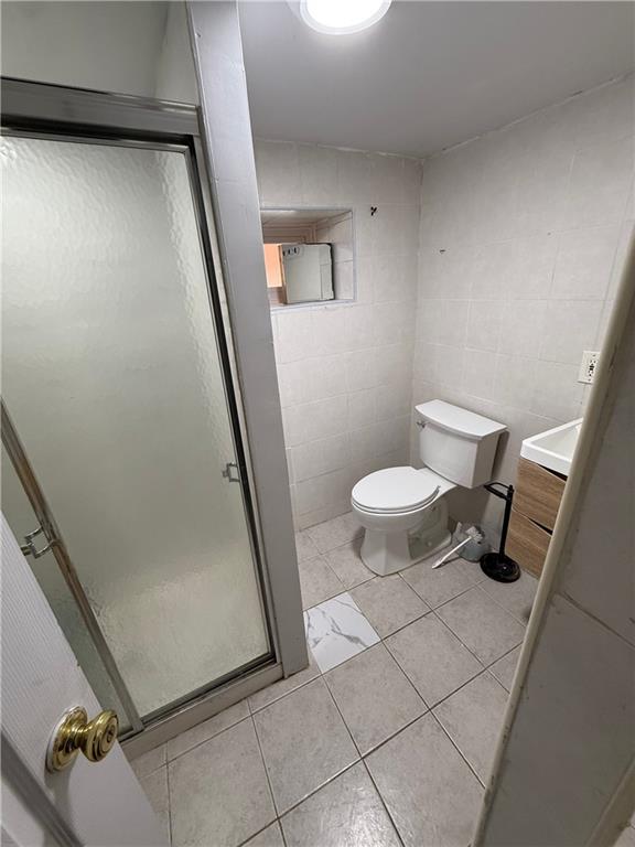 685 Essex Street, Brooklyn, New York, 11208 image 15