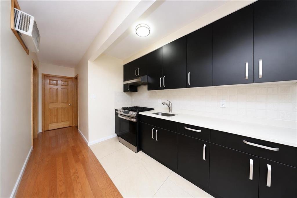 133 Gelston Avenue Image 2