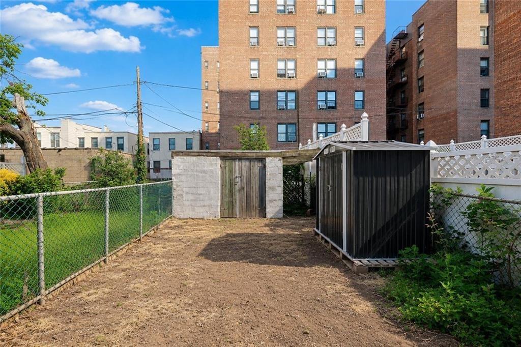 133 Gelston Avenue, Brooklyn, New York, 11209 image 23