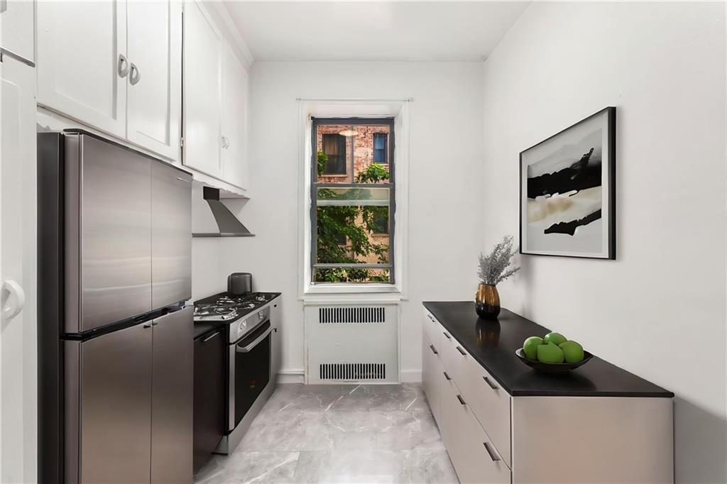 125 Hawthorne Street 2K Image 2