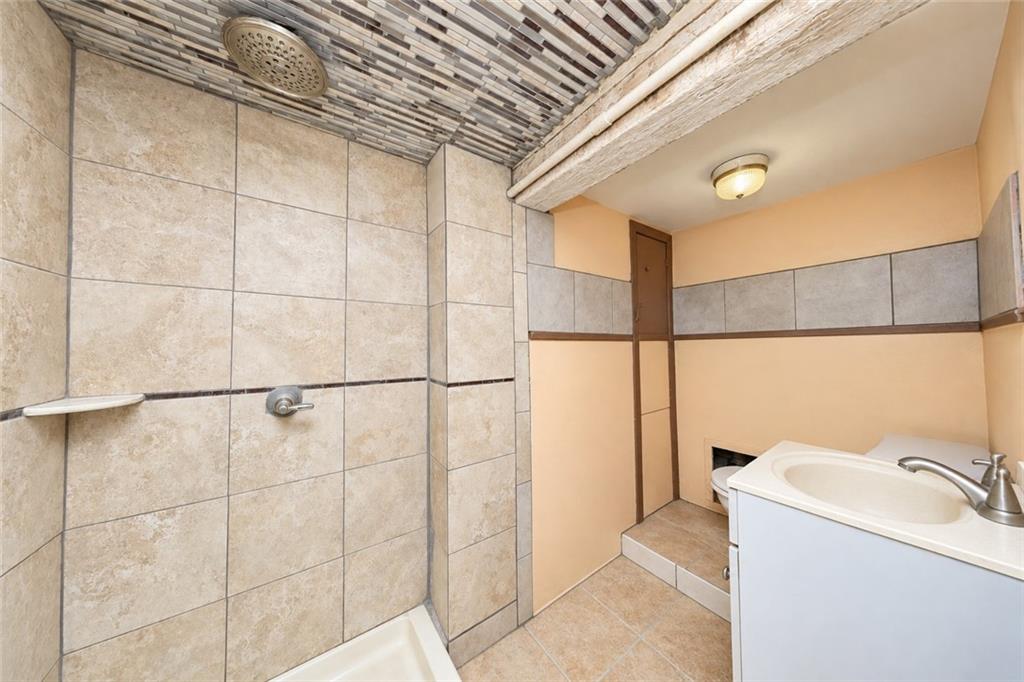 77 Simonson Avenue, Staten  Island, New York, 10303 image 17