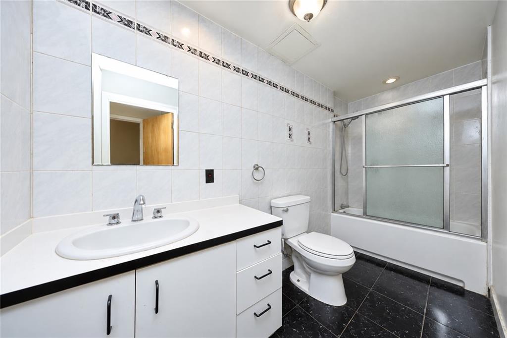 77 Simonson Avenue, Staten  Island, New York, 10303 image 6