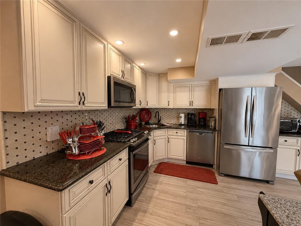 468 Slosson Avenue, Staten  Island, New York, 10314 image 15