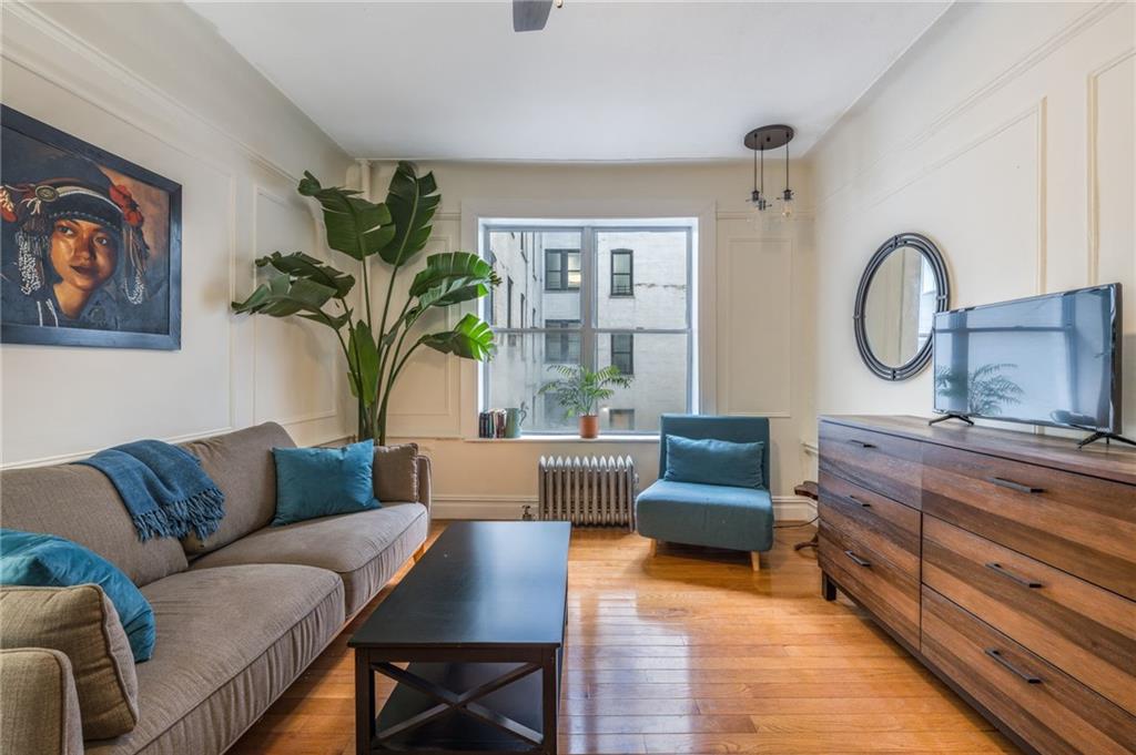 77 Eastern Parkway 2D Image 2