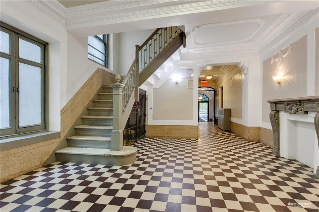 77 Eastern Parkway 2D, Brooklyn, New York, 11238 image 13