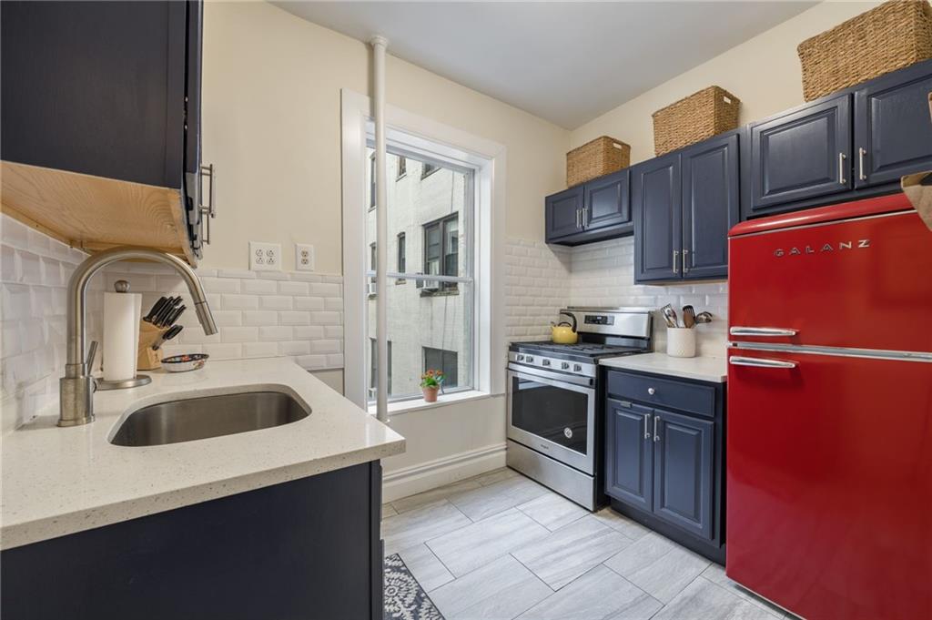 77 Eastern Parkway 2D, Brooklyn, New York, 11238 image 8