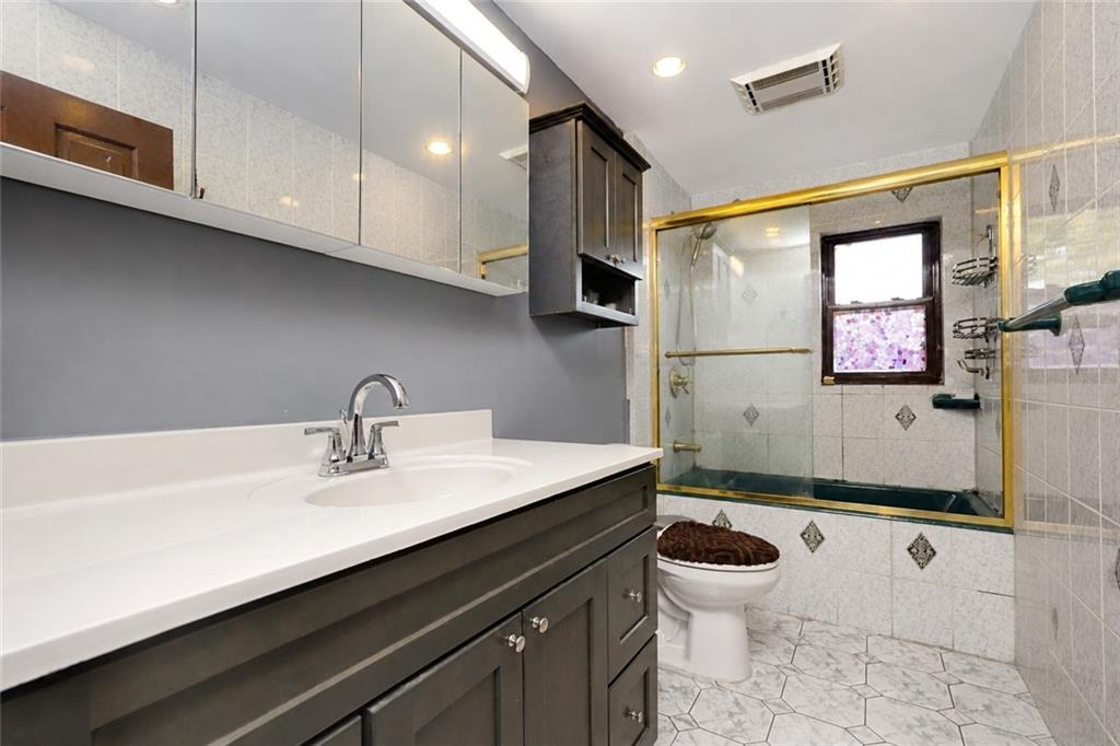 2821 AVENUE N Avenue, Brooklyn, New York, 11210 image 18