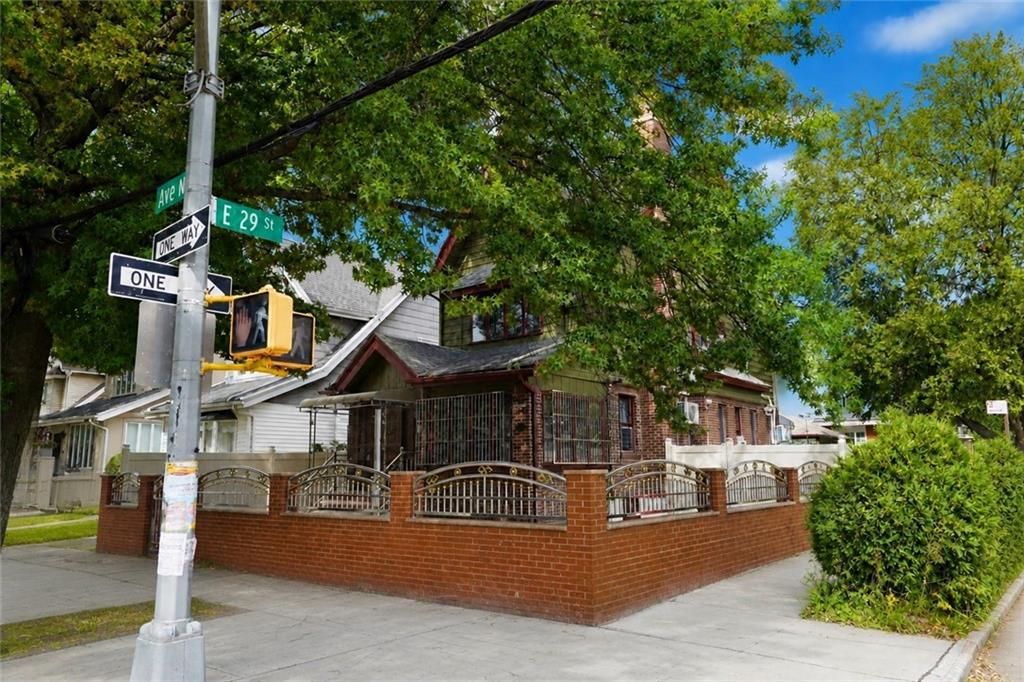 2821 AVENUE N Avenue Image 2