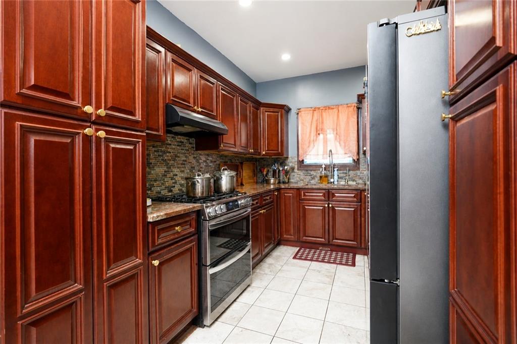 2821 AVENUE N Avenue, Brooklyn, New York, 11210 image 9