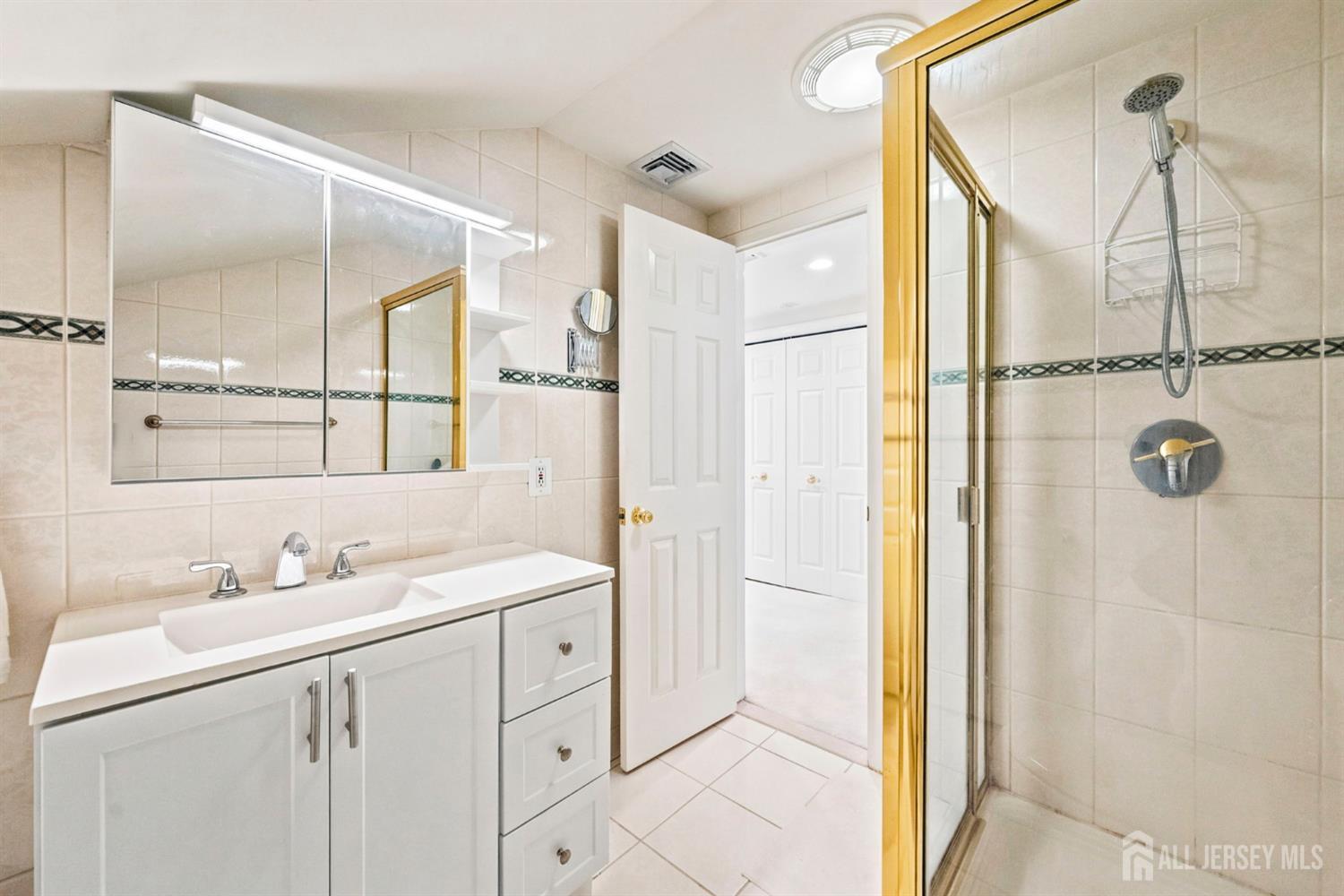 9 Meyer Road, Edison, NJ, 08817 image 30
