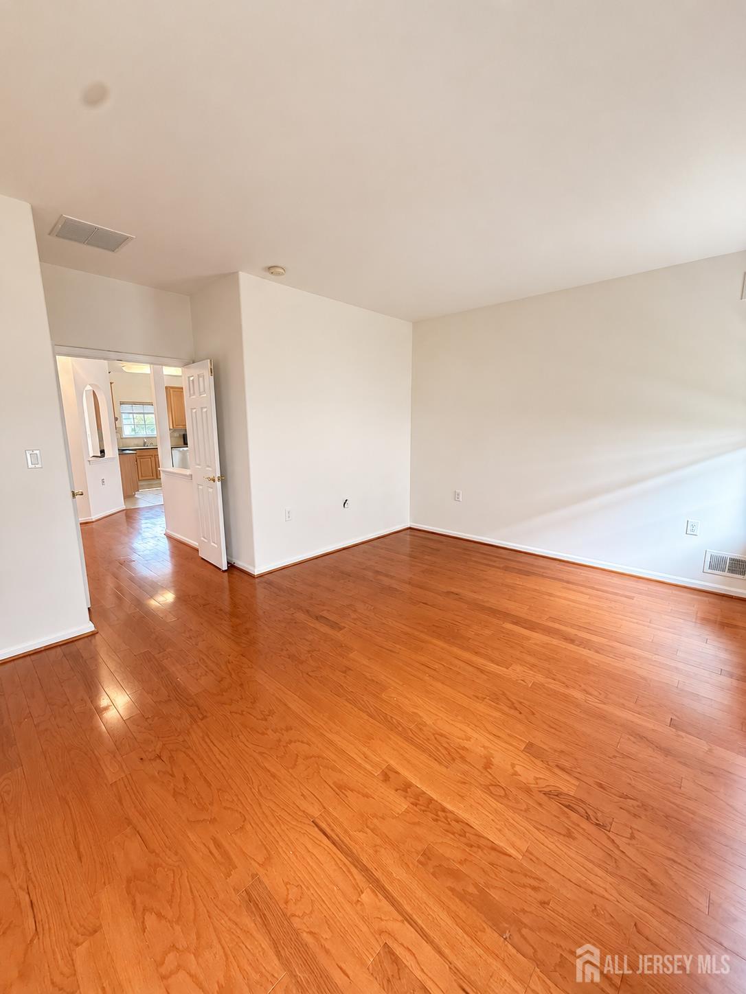 274 Valencia Drive, Monroe, NJ, 08831 image 33