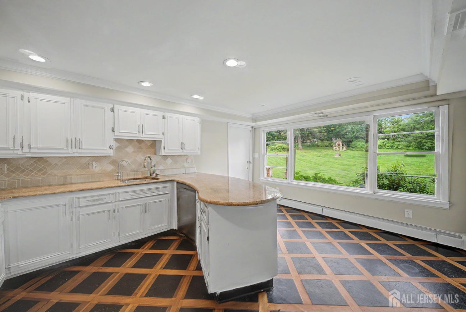 396 New Dover Road, Colonia, NJ, 07067 image 10