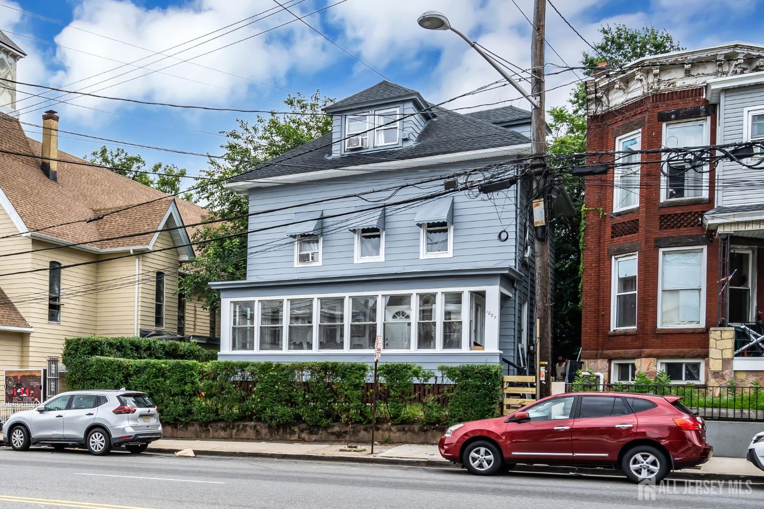 1025-1027 Madison Avenue Image 2