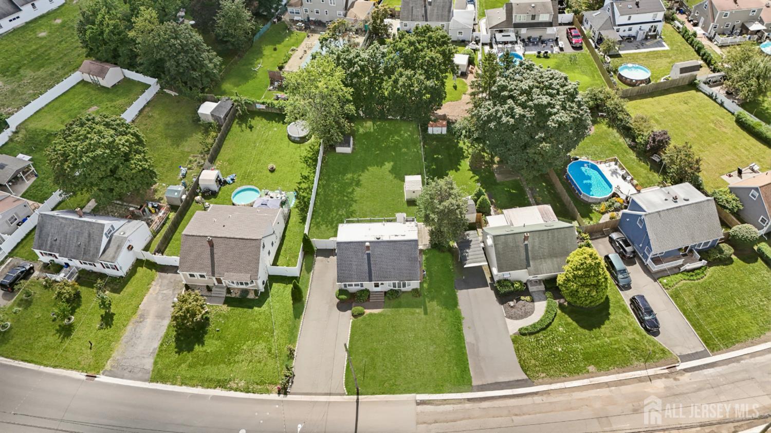 63 Tunison Road, New Brunswick, NJ, 08901 image 32