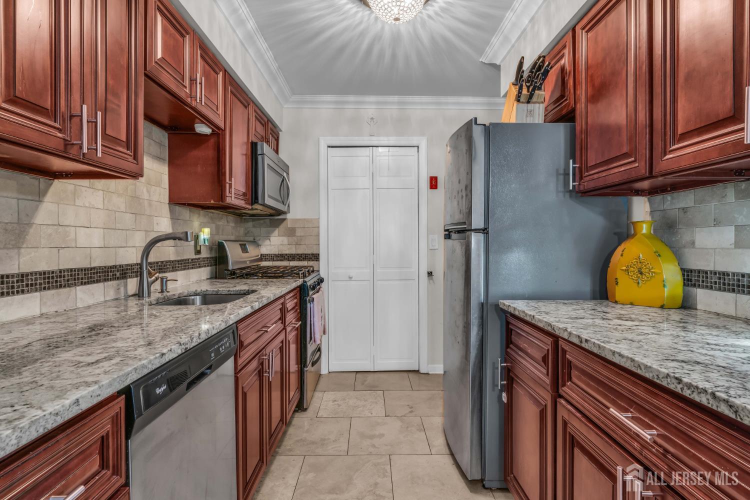 69 Lexington Circle, Old Bridge, NJ, 07747 image 13