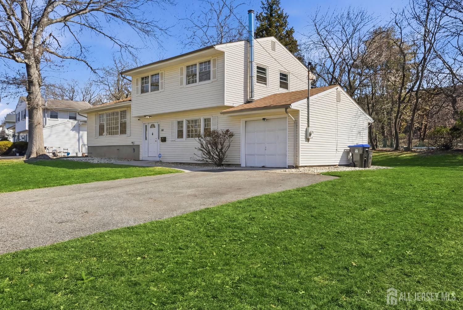 39 Gage Road, East Brunswick, NJ, 08816