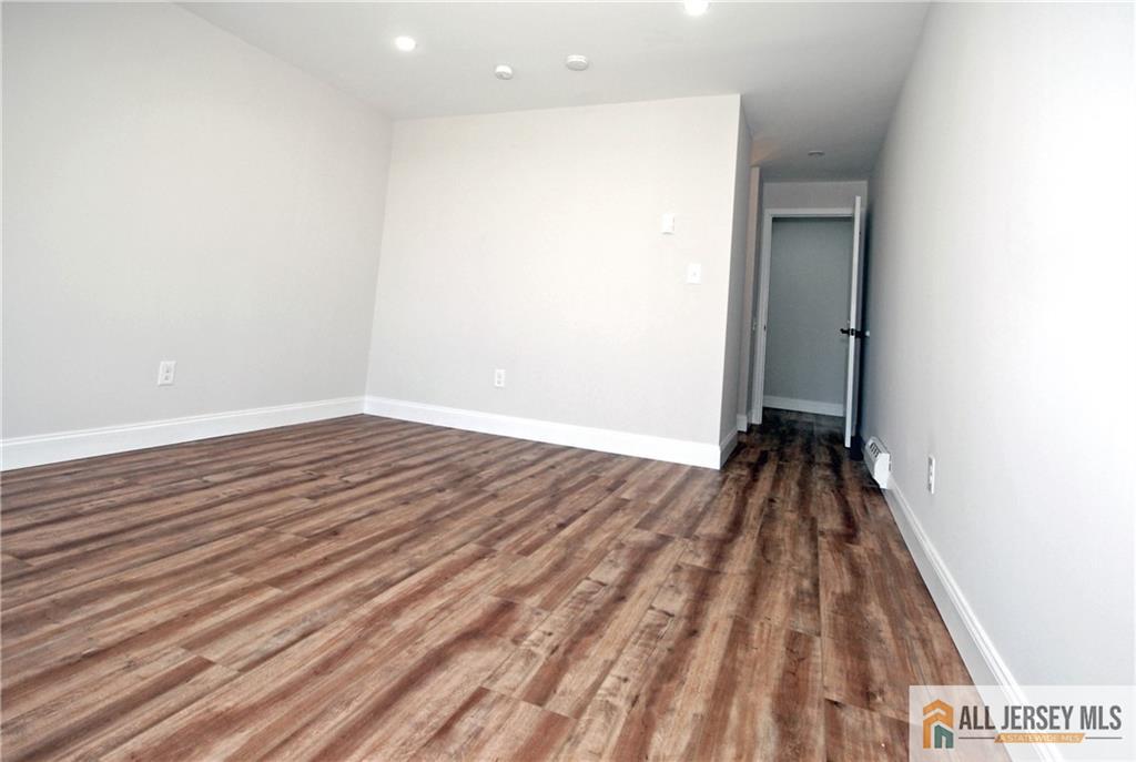 187 Newport Road A, Monroe, NJ, 08831 image 26