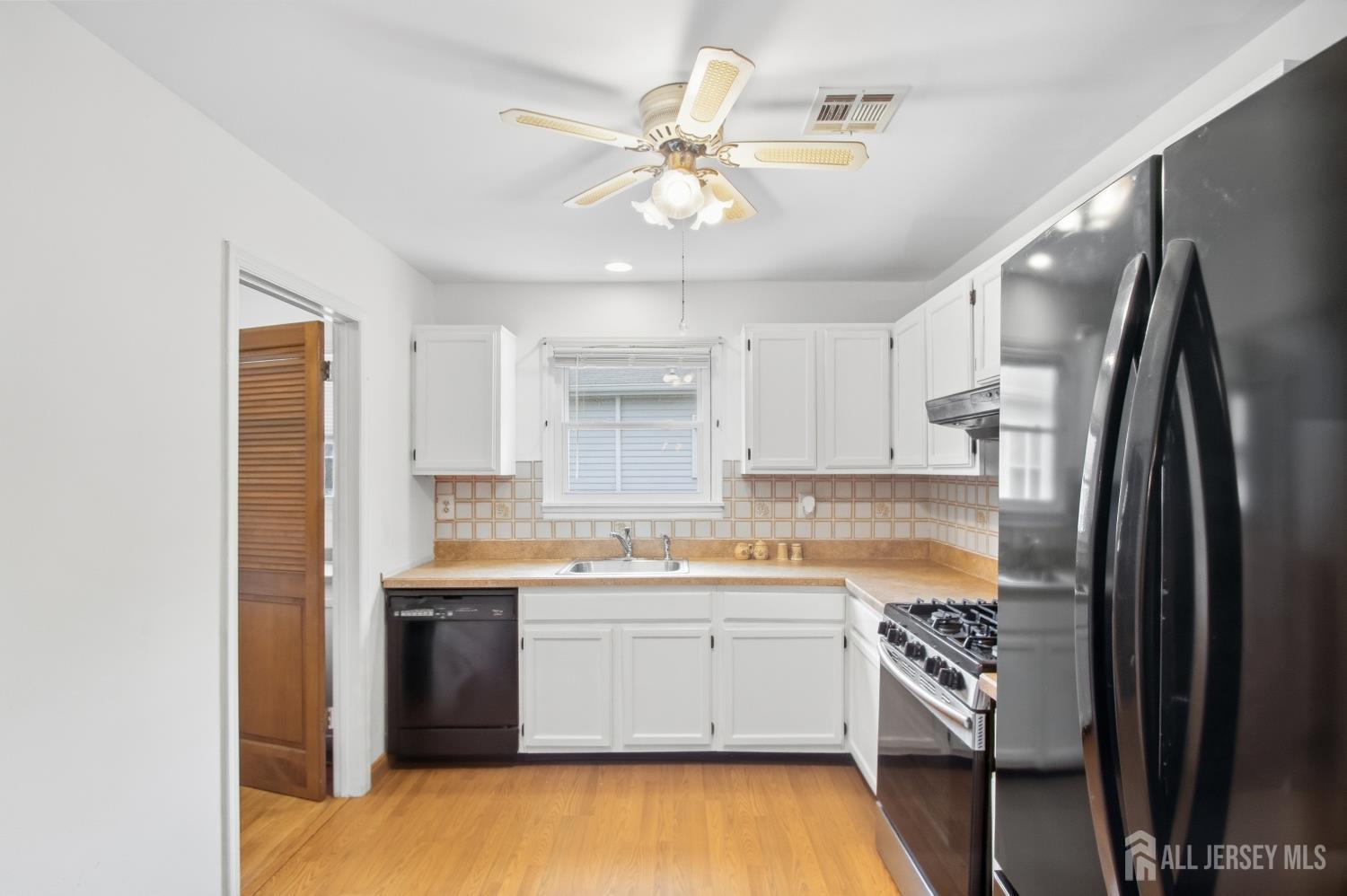 11 Woodstock Drive, Berkeley, NJ, 08757 image 7