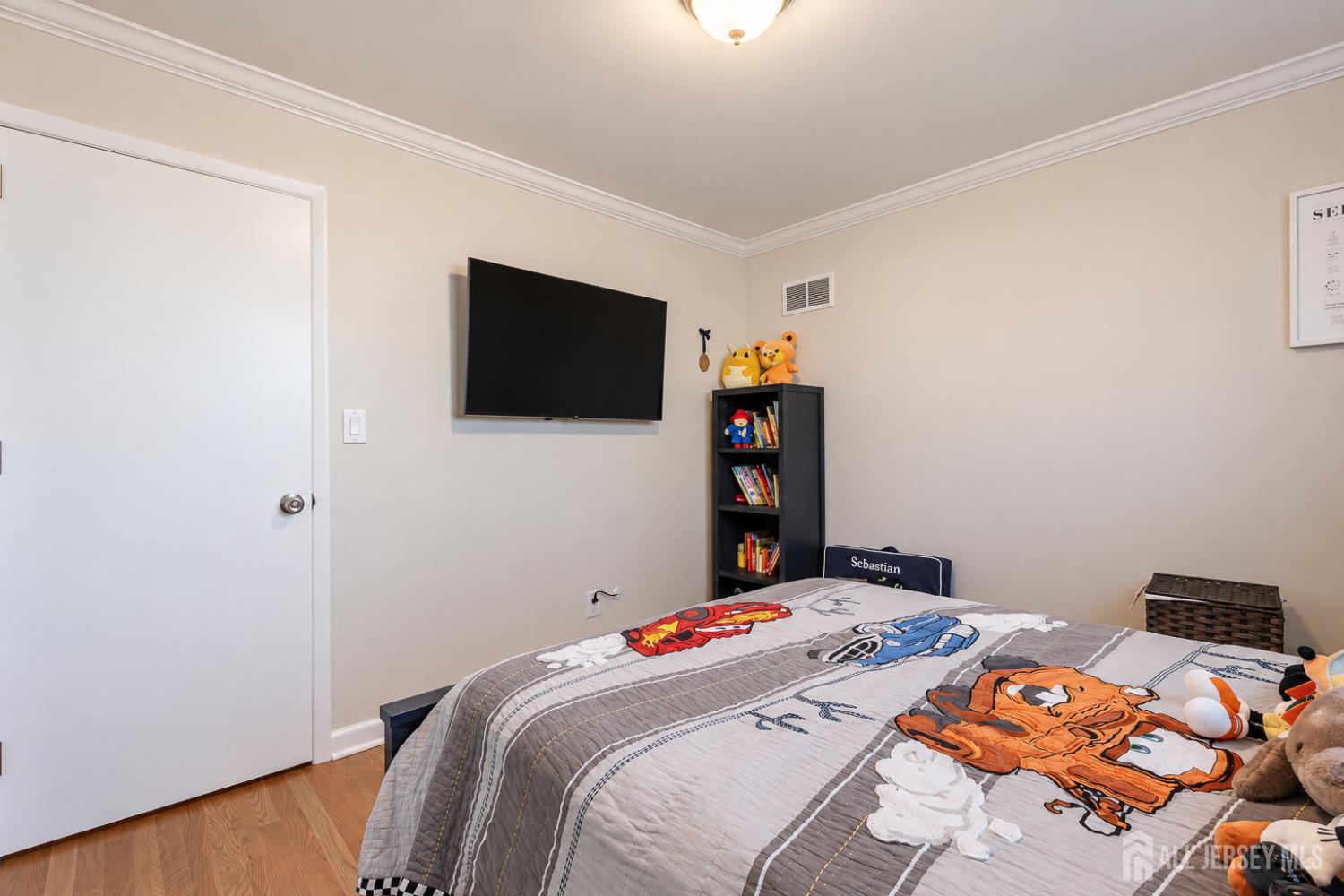 35 Bender Drive, Clifton, NJ, 07013 image 19