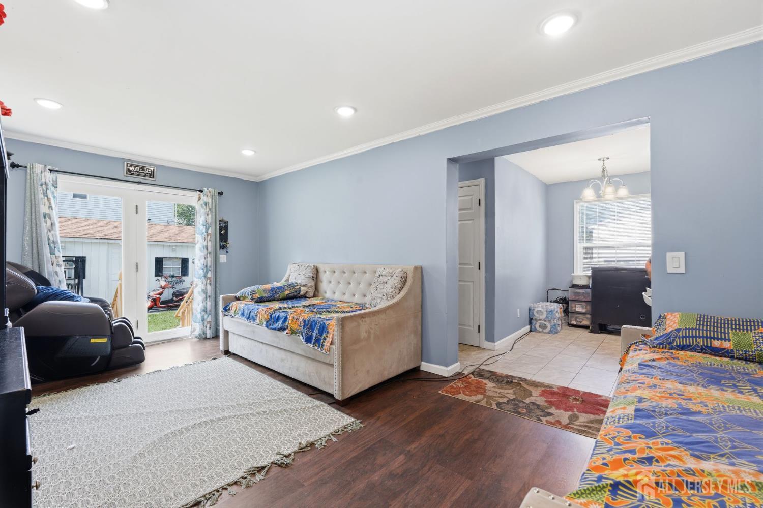 1738 W 3rd Street Image 4