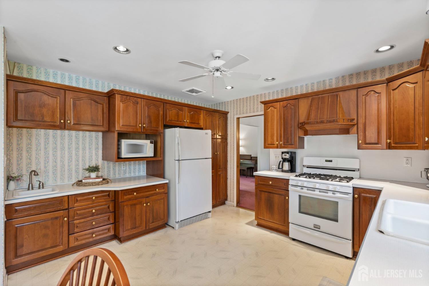 913 Madison Avenue, Bridgewater, NJ, 08807 image 15