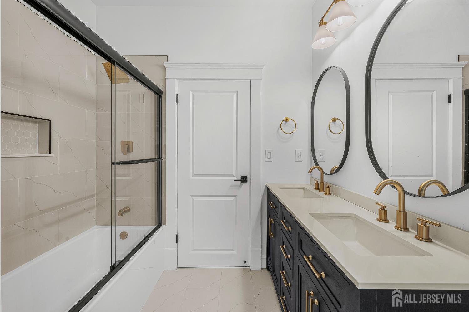 309 S 2nd Avenue, Highland Park, NJ, 08904 image 21