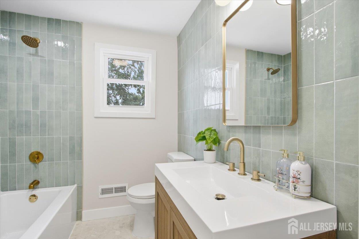 28 Stockton Road, New Brunswick, NJ, 08901 image 9