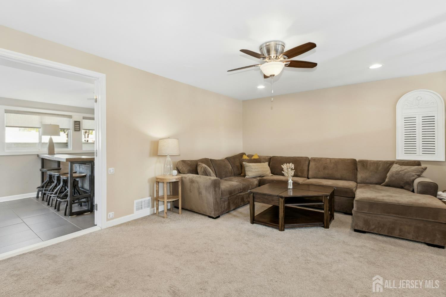 57 CLEVELAND Avenue, Colonia, NJ, 07067 image 11