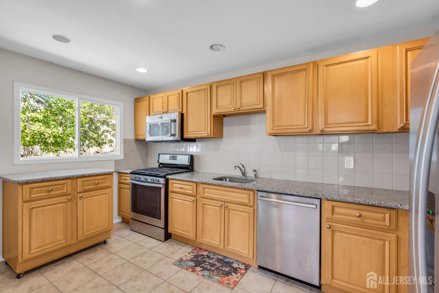 341 Middle Road, Hazlet, NJ, 07730 image 8