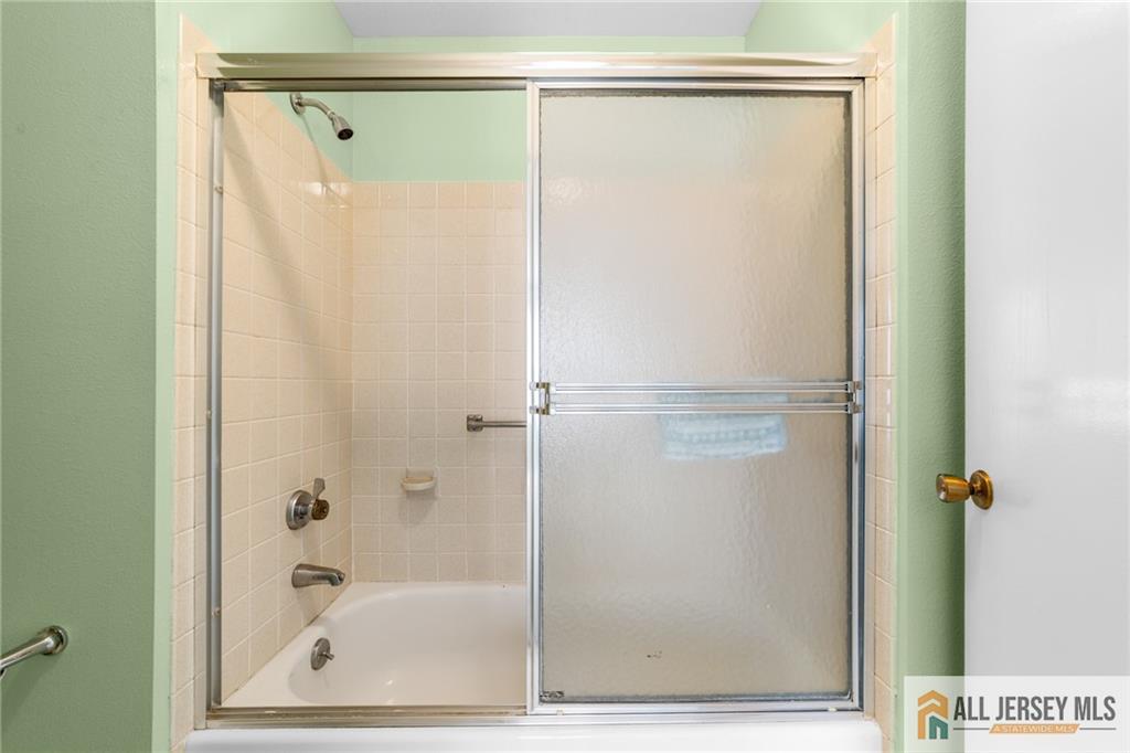 376 Stirling Drive 376A, Jamesburg, NJ, 08831 image 20