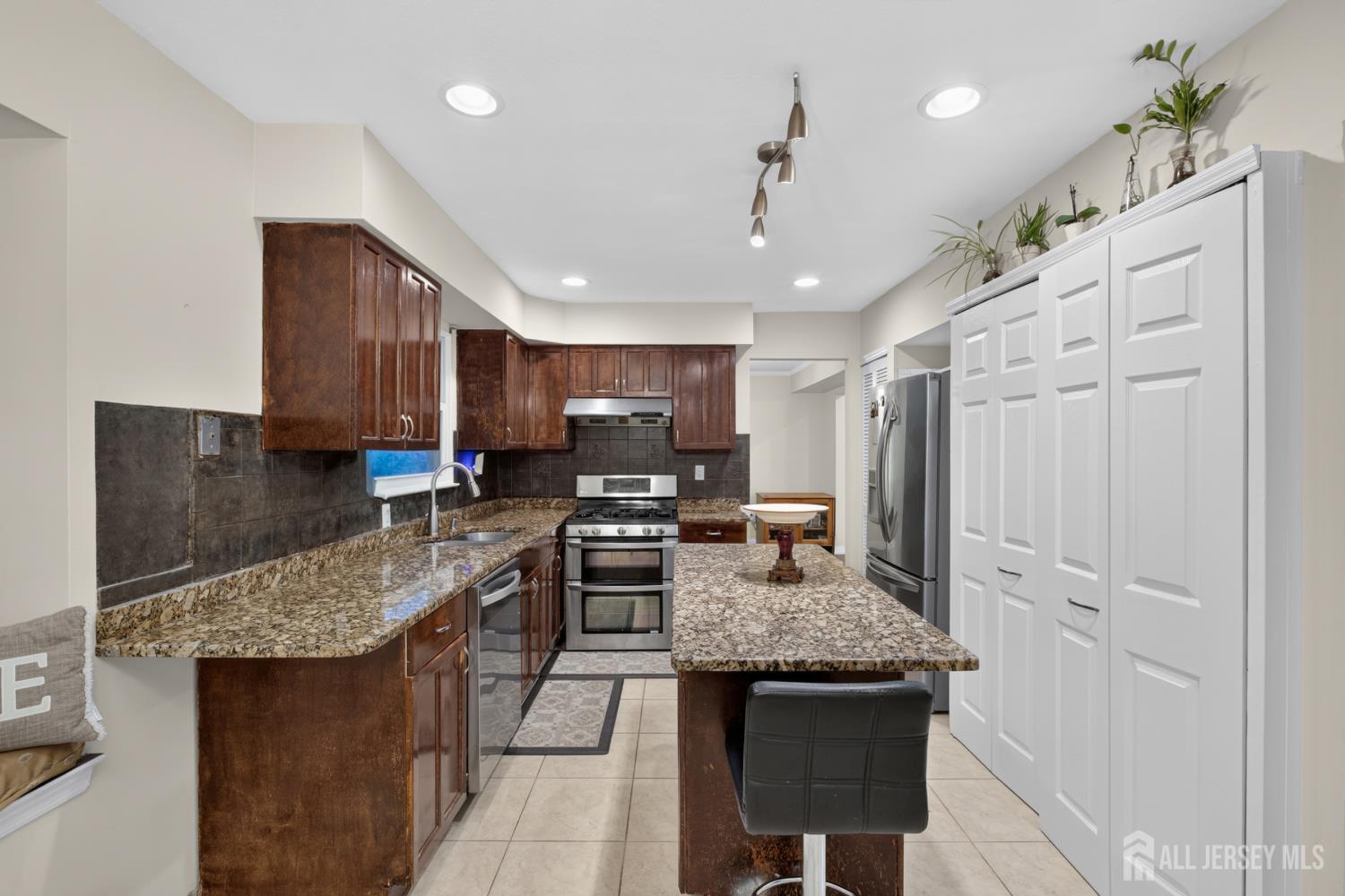 2 Dennison Place Image 4