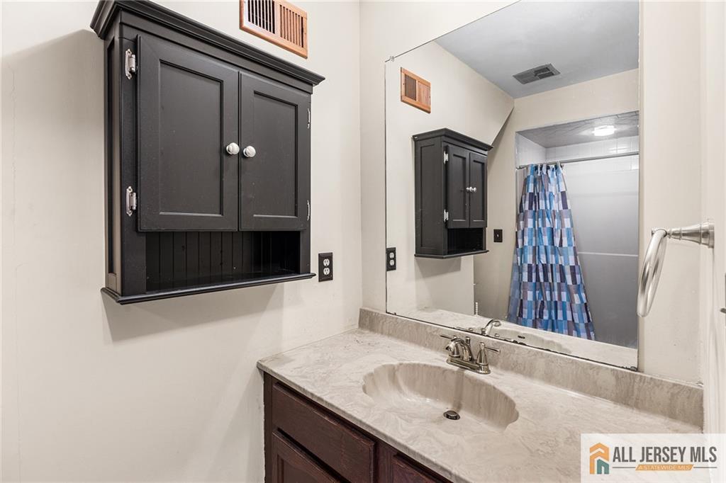 84 Diamond Lane, Old Bridge, NJ, 08857 image 24