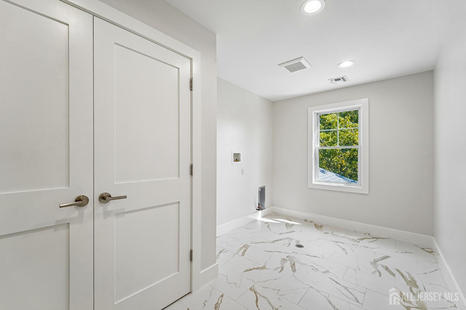 11 Scarlet Drive, Piscataway, NJ, 08854 image 48