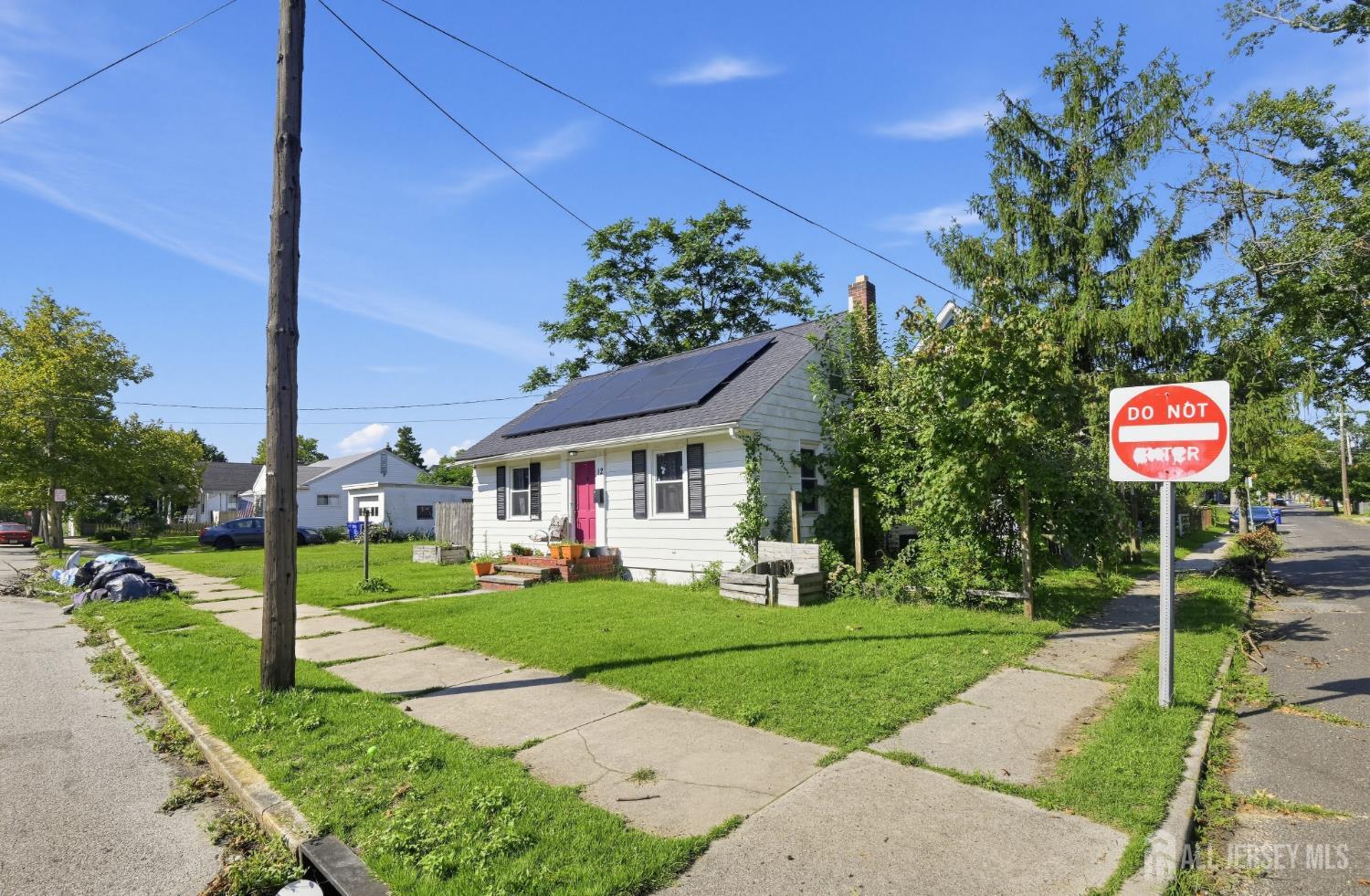 12 N 8th Street Image 4