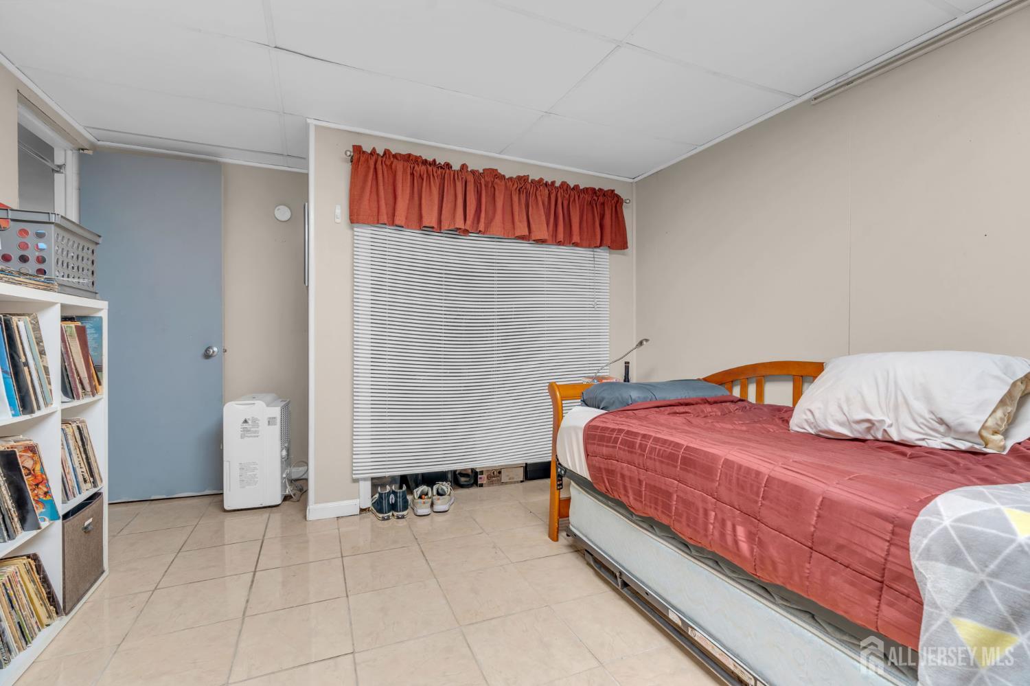 35 Richard Terrace, Middletown, NJ, 07748 image 30
