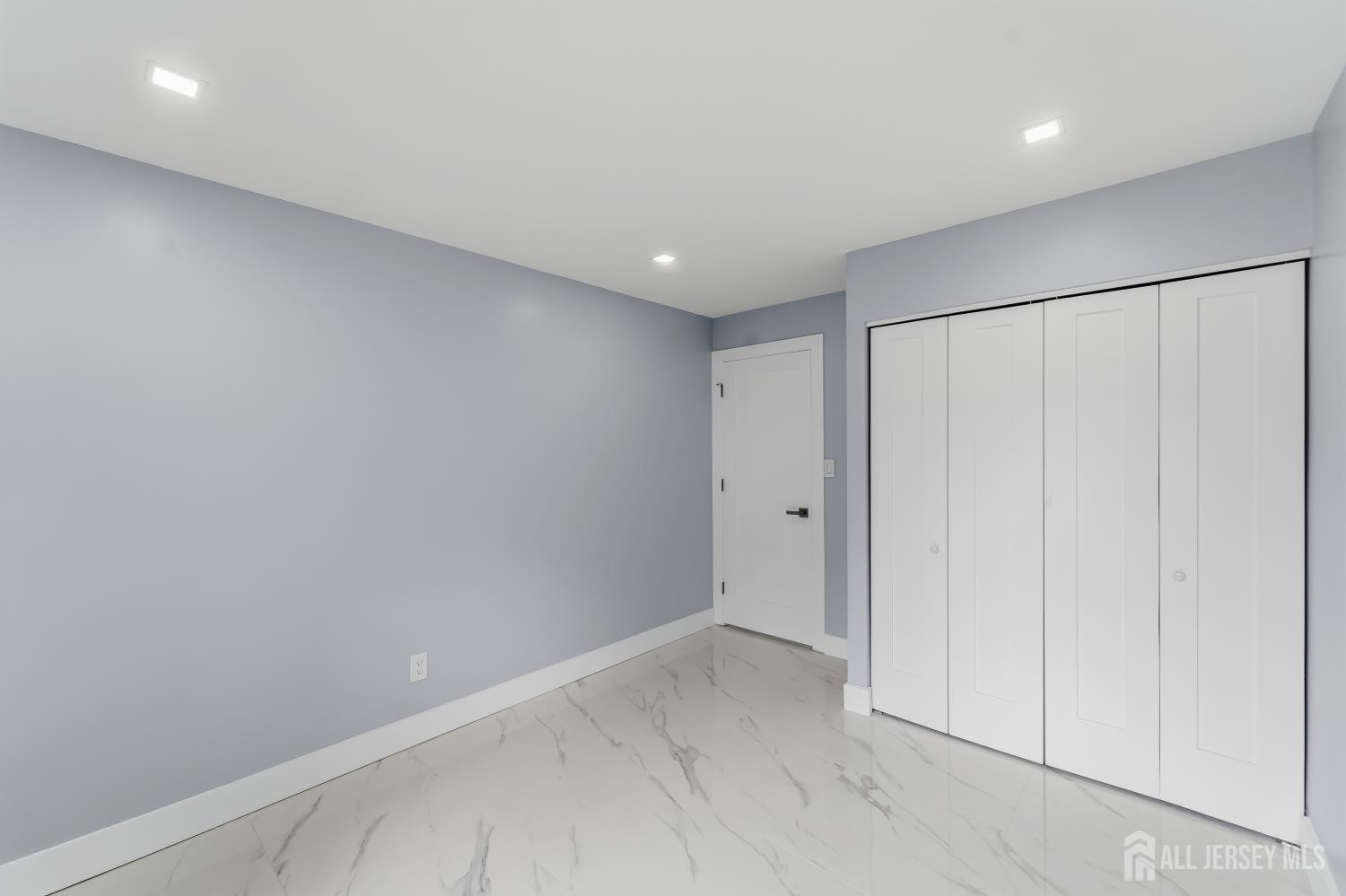709 Sunshine Court, Sayreville, NJ, 08859 image 15