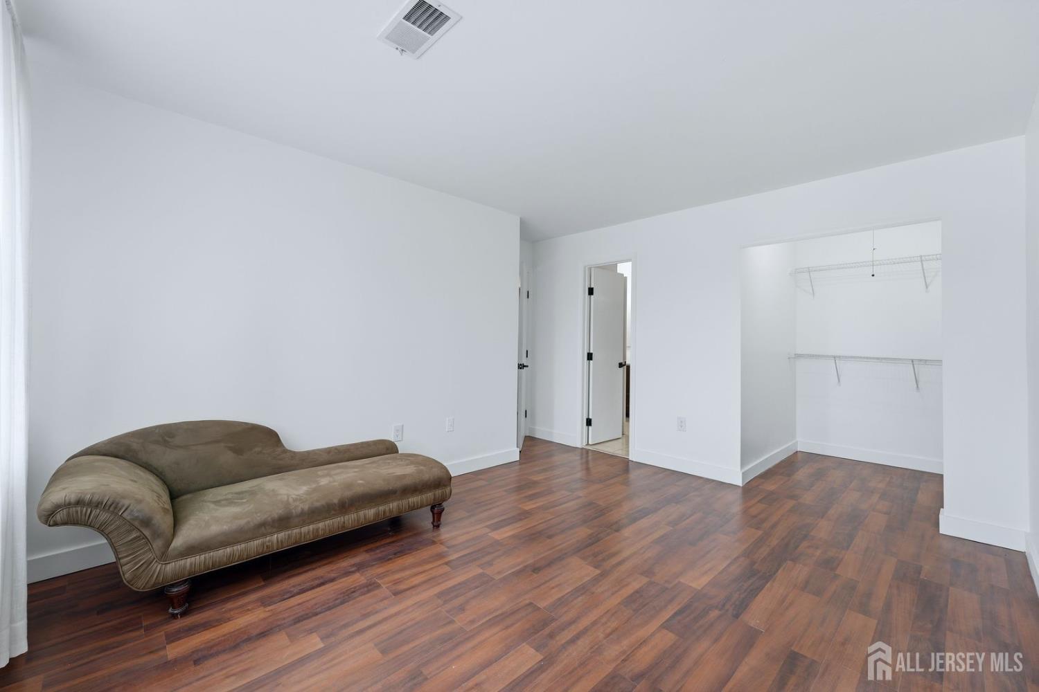 320 Edpas Road, New Brunswick, NJ, 08901 image 10