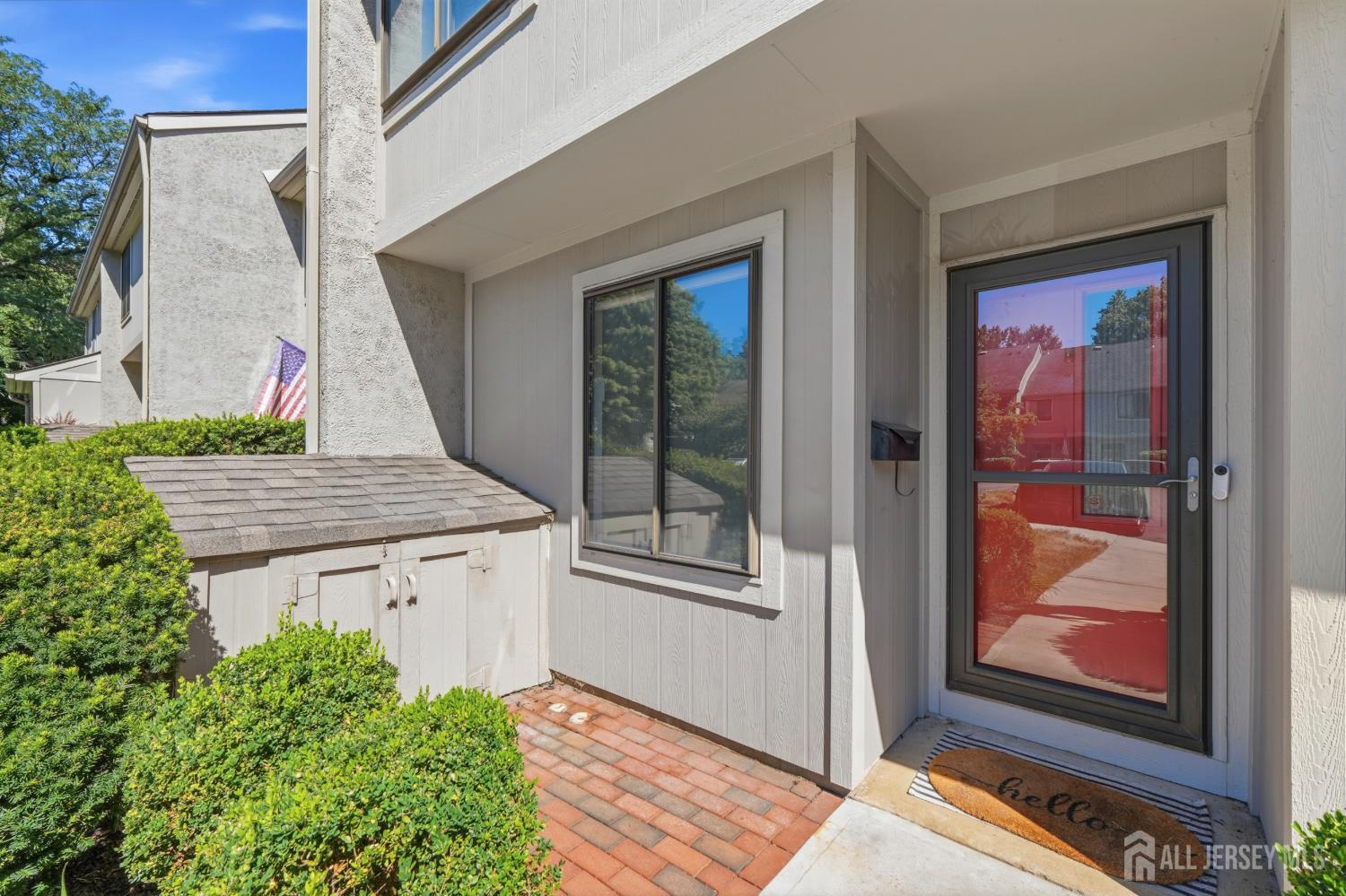 37 Irongate Image 5