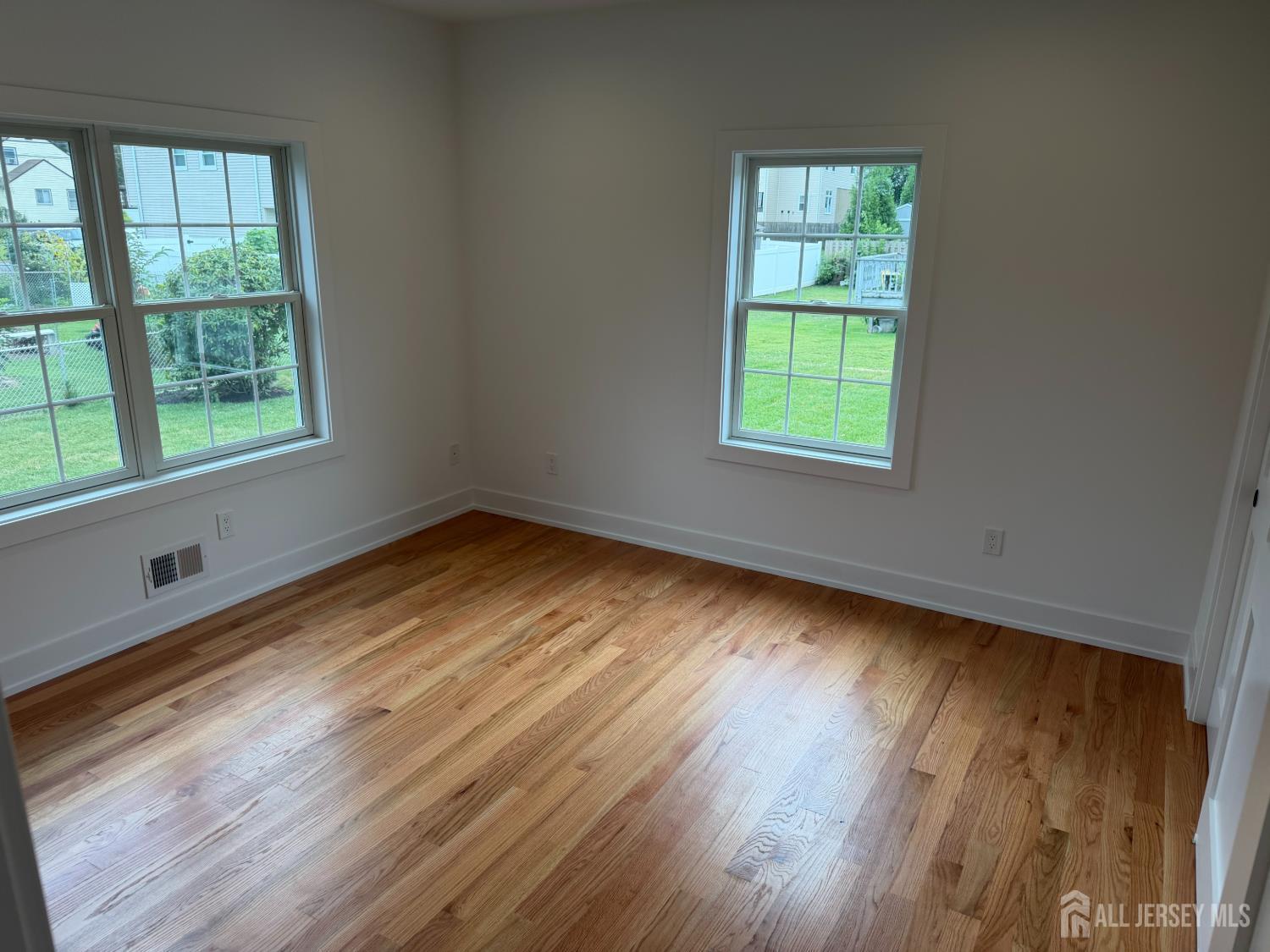 61 Vera Street, Piscataway, NJ, 08854 image 26