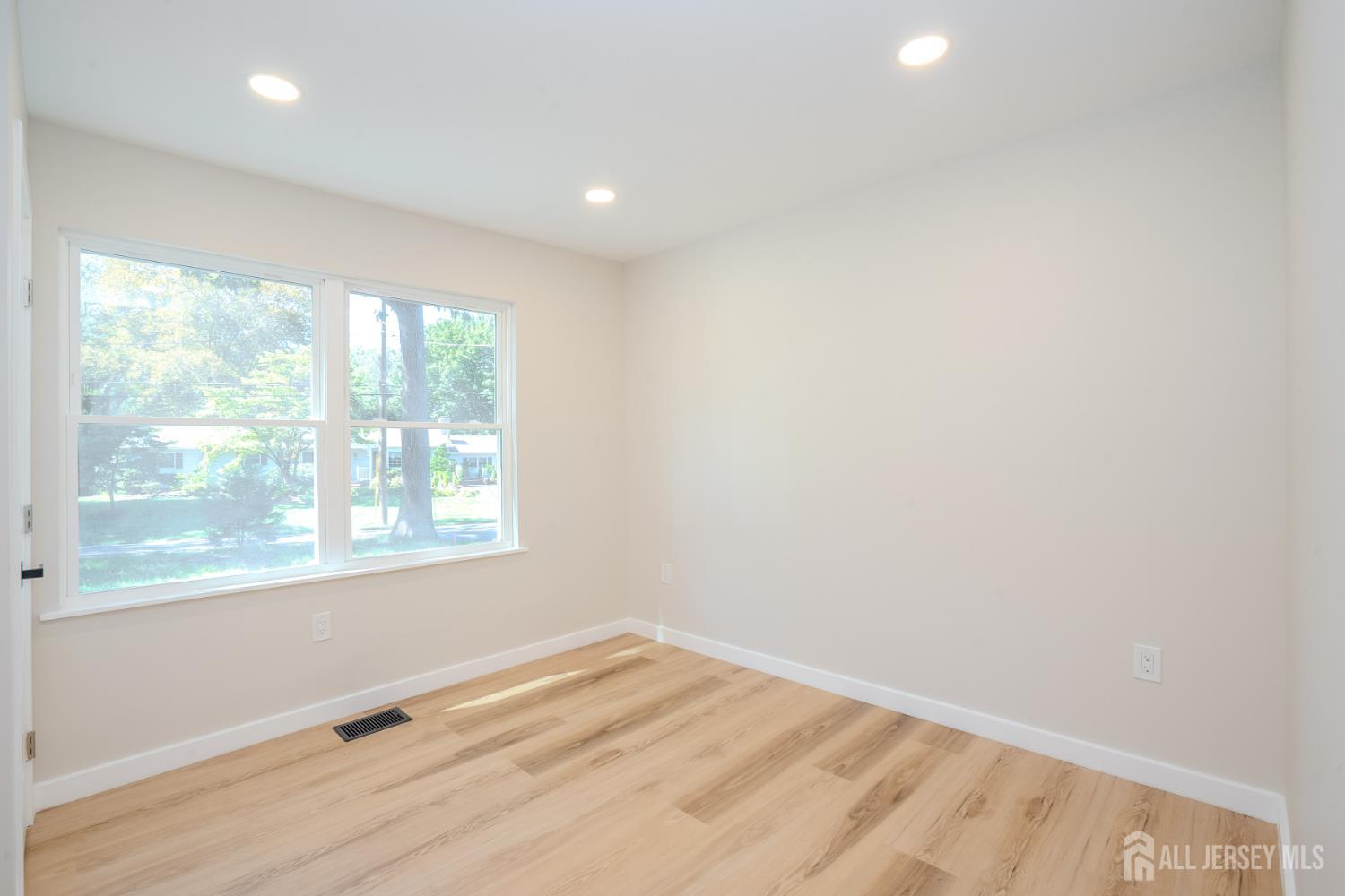 290 Fresh Ponds Road, South Brunswick, NJ, 08852 image 16