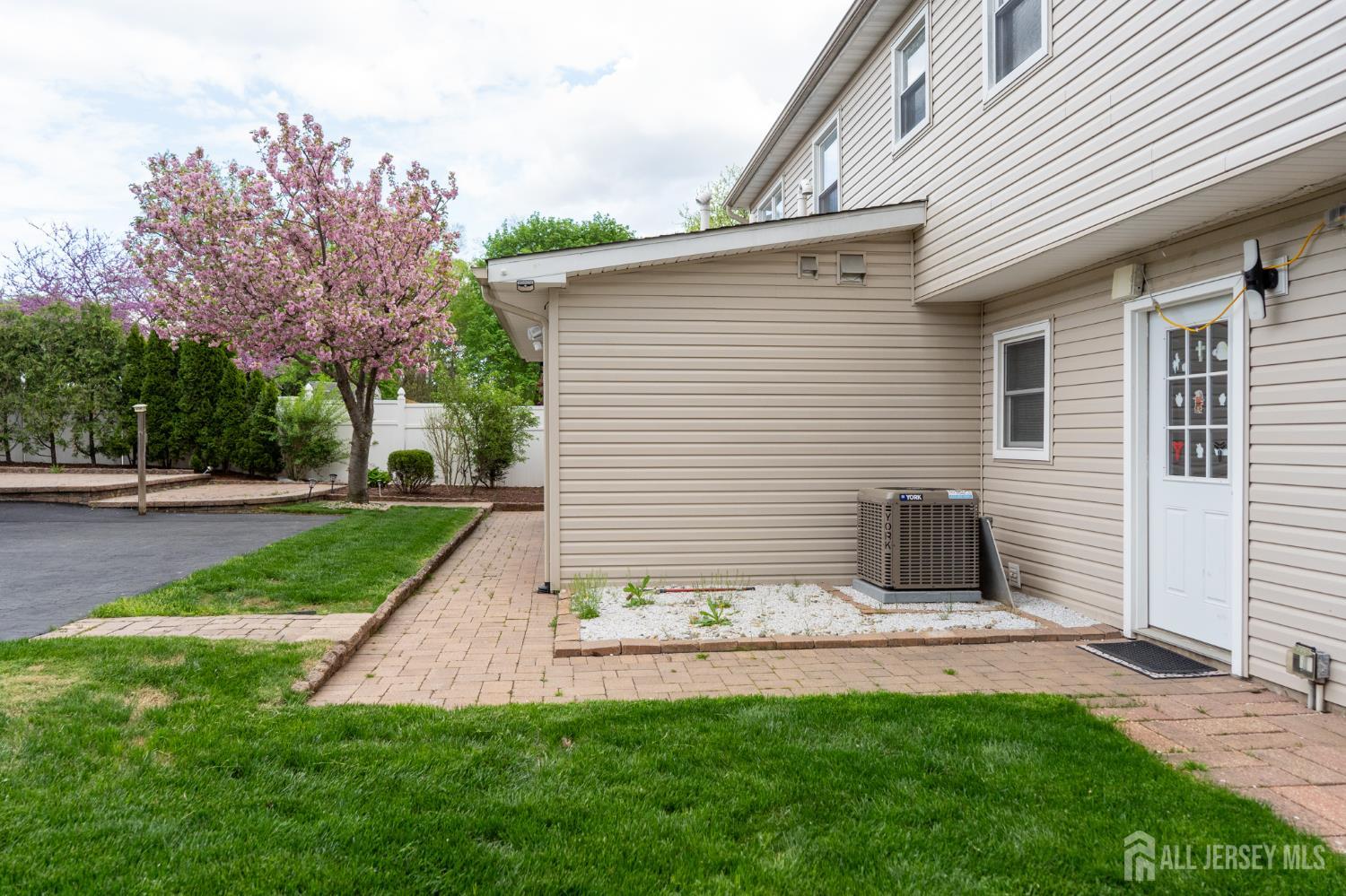 14 Hopatcong Drive, Lawrence, NJ, 08648 image 34