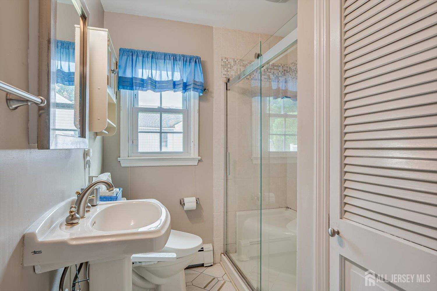 669 Old Post Road, Edison, NJ, 08817 image 26
