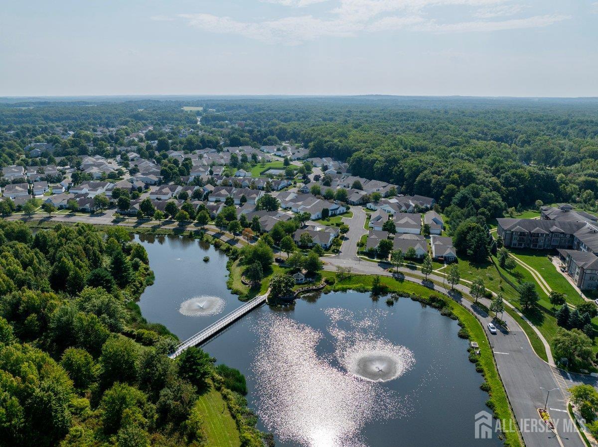 124 Waterside Boulevard Image 2